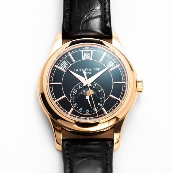 Patek Philippe Complications 5205R-010